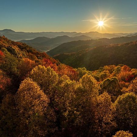 Elk & Embers Mountain Hideaway Hotell Waynesville Eksteriør bilde